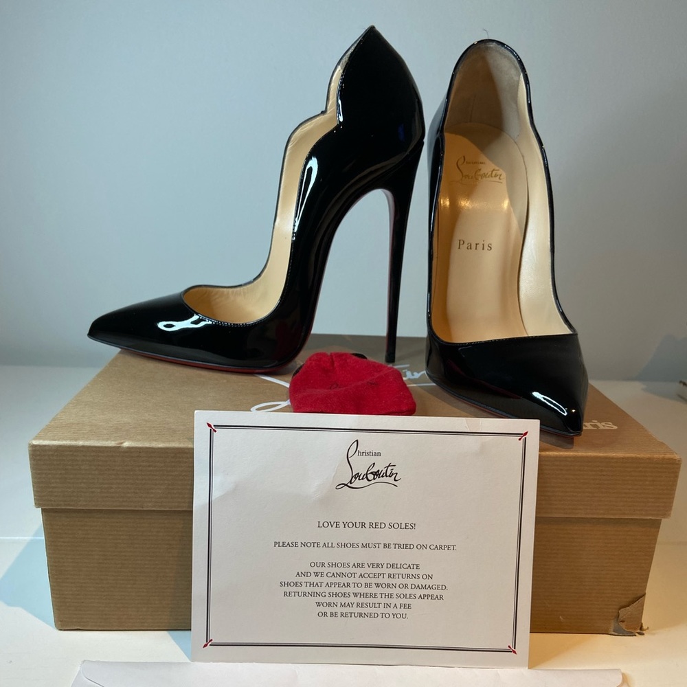 Louboutin Hot Chick 130mm